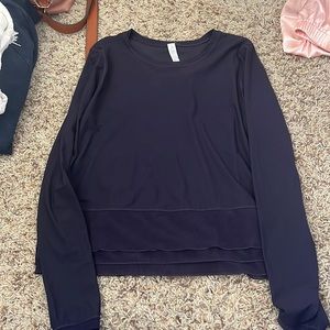 Lululemon top